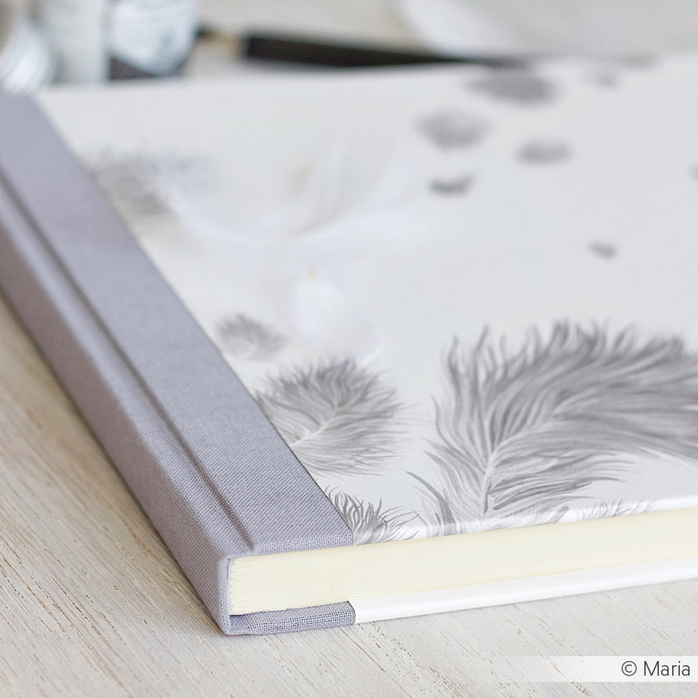 Design paper 'Fluffy feathers dark gray'