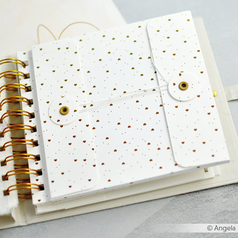 Design paper 'Heart dot flurry gold'